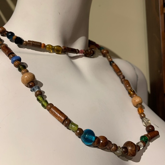 Beaded Necklace - Picture 2 of 3